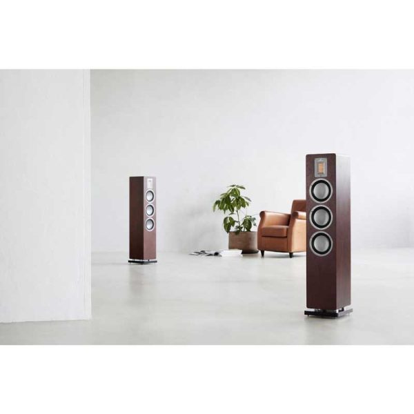 Rapallo | Audiovector QR5 3 Way Floorstanding Speakers